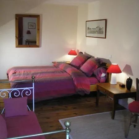 Tatil Evi Vic-sur-cere, 7 Pieces, 12 Personnes - Fr-1-742-128