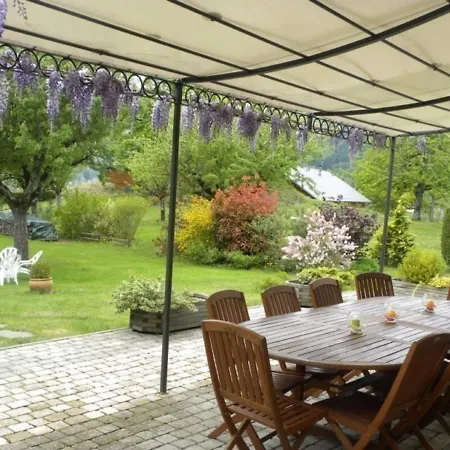 Vic-sur-cere, 7 Pieces, 12 Personnes - Fr-1-742-128 Tatil Evi